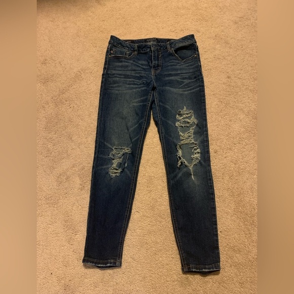 W30 x L27 women distressed jeans. Great condition. - Picture 1 of 6